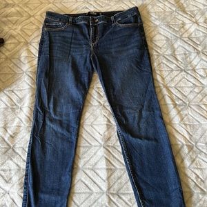 Hollister jeans size 15 regular